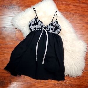 Flora Nikrooz Black Rosette Babydoll Lingerie